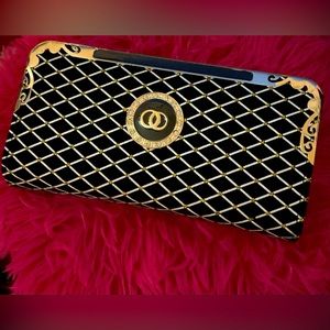 Cute stylish clutch very cute&different